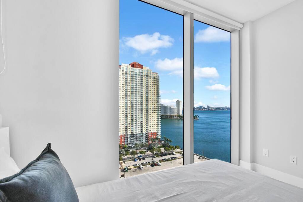 Lovely Upscale Condo Gorgeous View 2Bd 2Bath In Brickell Miami Dış mekan fotoğraf